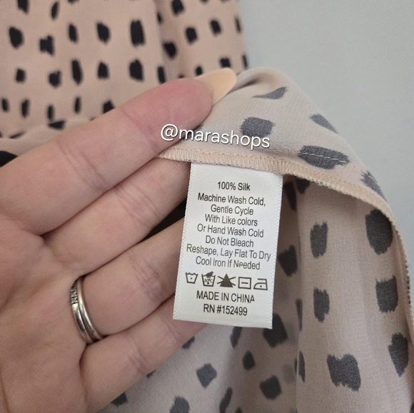 Amour Vert Kaya Washable Silk Blouse - Picture 8 of 9